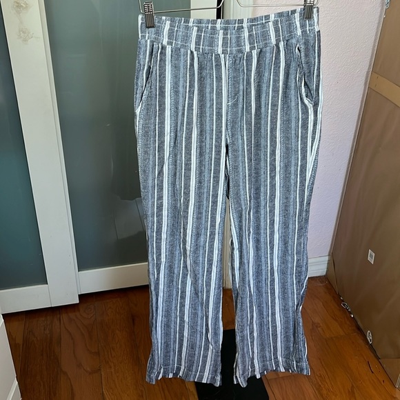 Briggs New York Pants - 💕 Briggs Linen Blend Wide Leg Striped Pants